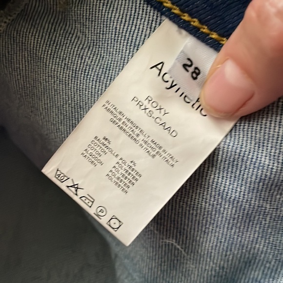 Acynetic Roxy High-Rise Flared-Leg Jeans A6 - Picture 4 of 6